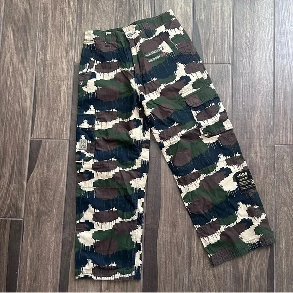 JNCO Men’s Camo Print L.A. Unit Skull Embossed Cargo Pants Sz 30 - Picture 1 of 13